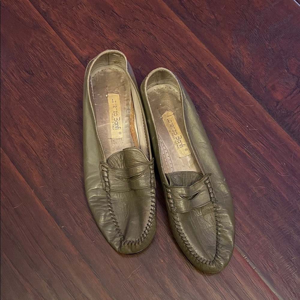 Lorenzo Banfi Classic Olive Leather Loafers